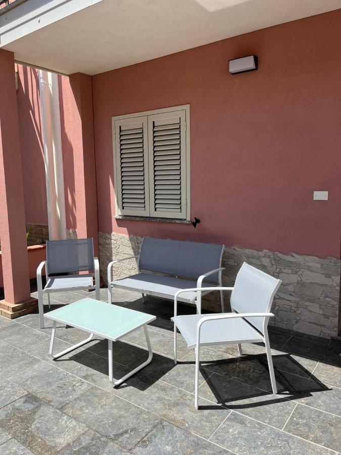 La Ginestra Hotel Giardini Naxos Exterior foto